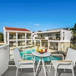 Mirablue Luxury Residences (adults Only) Apartament Pefkochori