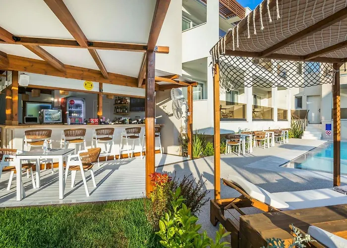 Mirablue Luxury Residences (adults Only) Pefkochori