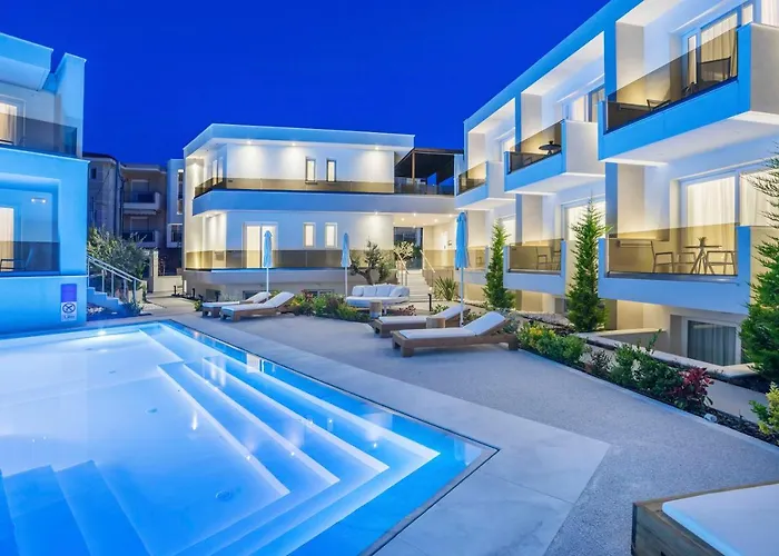 Mirablue Luxury Residences (adults Only) *