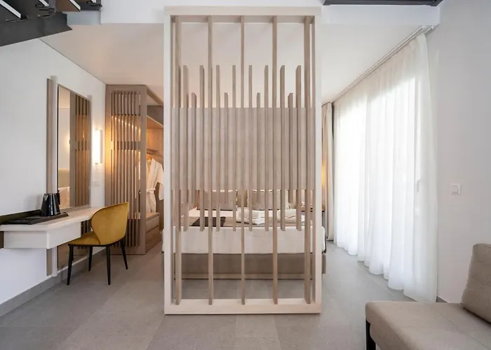 アパート Mirablue Luxury Residences (adults Only) ペフコホリ