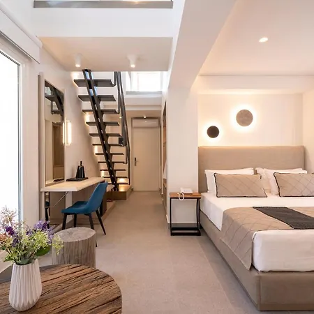 아파트 Mirablue Luxury Residences (adults Only)