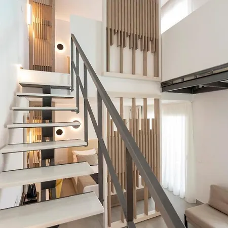 아파트 Mirablue Luxury Residences (adults Only) *