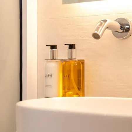 Mirablue Luxury Residences (adults Only) 페프코초리