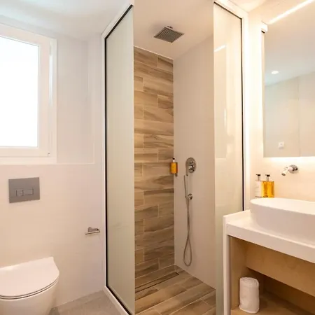 Mirablue Luxury Residences (adults Only) 아파트 페프코초리