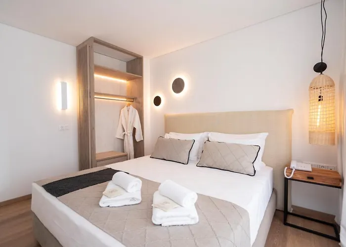 Mirablue Luxury Residences (adults Only) Lejlighed